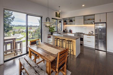 Photo of property in 17 Carter Terrace, Ohakune, 4625