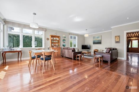 Photo of property in 5-7 Mahoe Street, Eastbourne, Lower Hutt, 5013