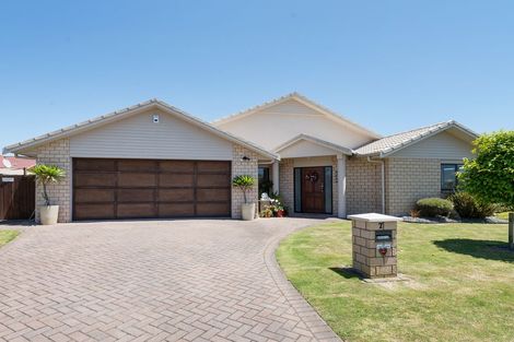Photo of property in 7 Frame Place, Owhata, Rotorua, 3010
