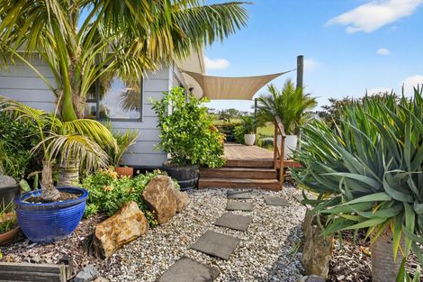 Photo of property in 252 Oneriri Road, Kaiwaka, 0573