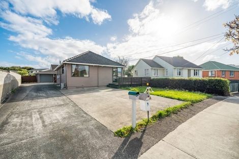 Photo of property in 9 Colson Street, Avalon, Lower Hutt, 5011