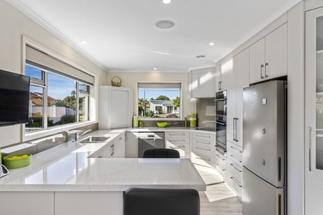 Photo of property in 5 Montego Drive, Papamoa Beach, Papamoa, 3118