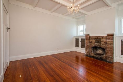 Photo of property in 120 West End Road, Westmere, Auckland, 1022