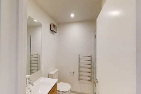 Photo of property in 4 Montrose Street, Sydenham, Christchurch, 8023