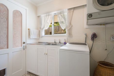 Photo of property in 33 Arapiki Road, Stoke, Nelson, 7011