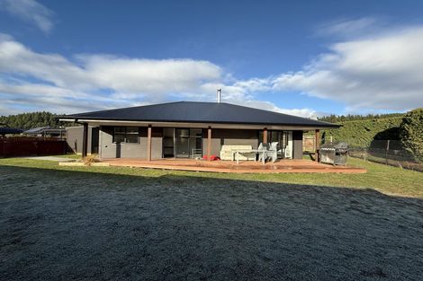 Photo of property in Luggate Park, 6 Cooper Crescent, Luggate, Cromwell, 9383