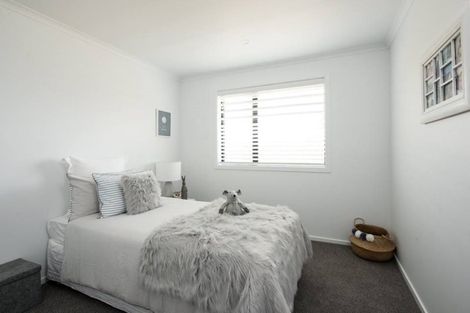 Photo of property in 18 Walter Lawry Road, Paerata, Pukekohe, 2124