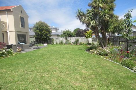 Photo of property in 62 Samwell Drive, Whitby, Porirua, 5024
