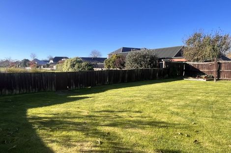 Photo of property in 32 Karnak Crescent, Russley, Christchurch, 8042