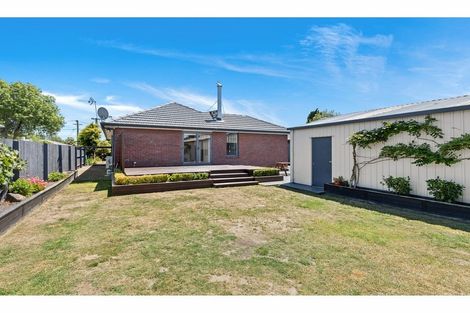 Photo of property in 44 Emlyn Place, Avondale, Christchurch, 8061