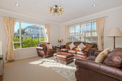 Photo of property in 34 Kestev Drive, Flat Bush, Auckland, 2016