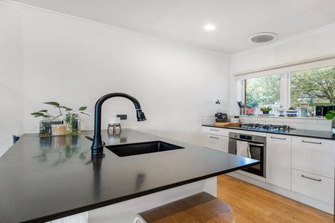 Photo of property in 4/21 Evelyn Place, Hillcrest, Auckland, 0627