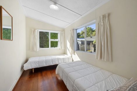 Photo of property in 1 Queens Road, Glen Avon, New Plymouth, 4312