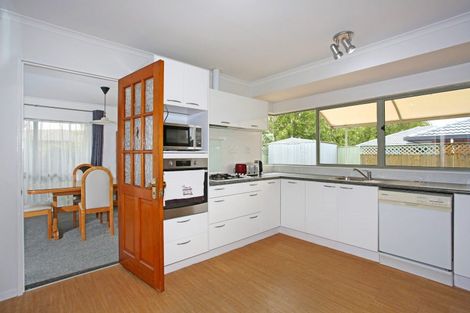 Photo of property in 6 Cottesmore Place, Huntington Park, Auckland, 2013