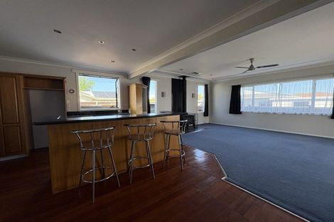 Photo of property in 81 Meeanee Road, Taradale, Napier, 4112