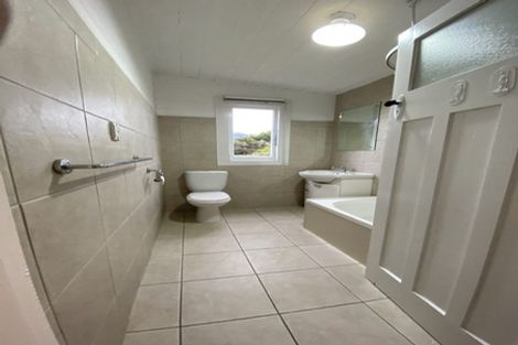 Photo of property in 163 Cornfoot Street, Castlecliff, Whanganui, 4501