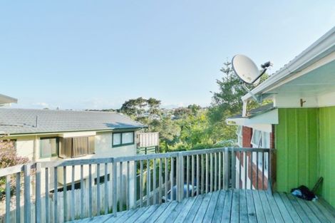 Photo of property in 15 Woodcote Drive, Glenfield, Auckland, 0629