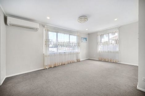 Photo of property in 5 Alamein Road, Panmure, Auckland, 1072