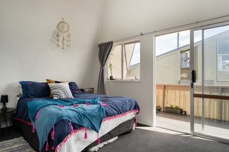 Photo of property in 144 Karewa Parade, Papamoa Beach, Papamoa, 3118