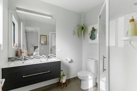 Photo of property in 19 Kahika Grove, Huapai, Kumeu, 0810