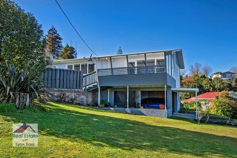 Photo of property in 42 Memorial Drive, Parahaki, Whangarei, 0112