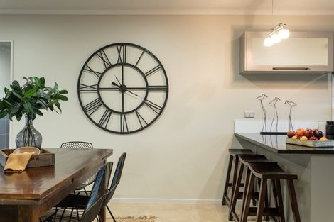 Photo of property in 14 Tarn Close, Pyes Pa, Tauranga, 3112