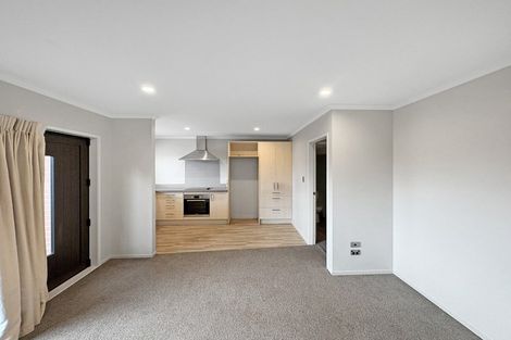 Photo of property in 2/85 Normandy Avenue, Melville, Hamilton, 3206