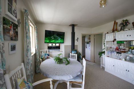 Photo of property in 3 Heaths Way, Pahi, Paparoa, 0571