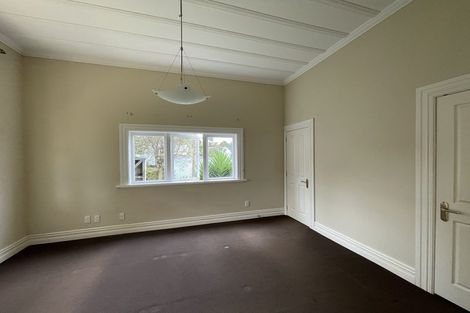 Photo of property in 2/20a Rawene Road, Birkenhead, Auckland, 0626