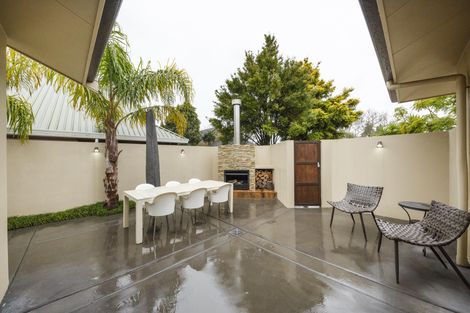 Photo of property in 17a Montgomery Terrace, Hokowhitu, Palmerston North, 4410