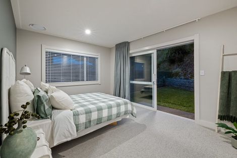 Photo of property in 71 Oak Road, Poraiti, Napier, 4112