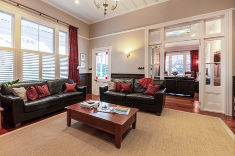 Photo of property in 7 King Edward Parade, Devonport, Auckland, 0624