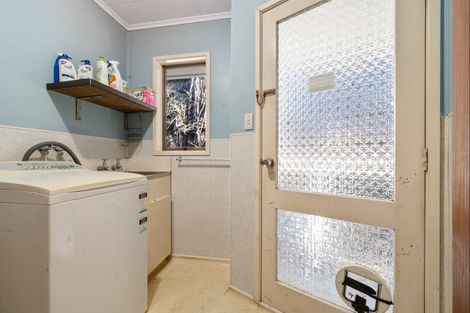 Photo of property in 22 Frankley Road, Westown, New Plymouth, 4310