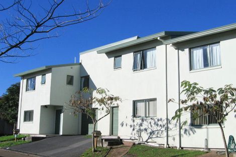 Photo of property in 15 Vitex Lane, Henderson, Auckland, 0612