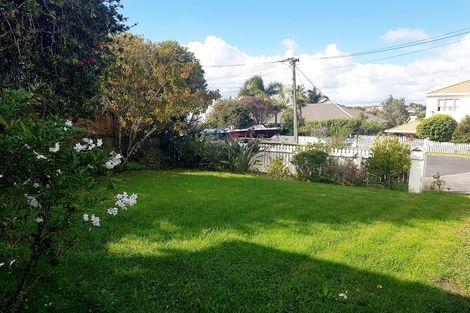 Photo of property in 19 David Street, Bayswater, Auckland, 0622