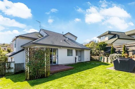 Photo of property in 18 Joseph Banks Drive, Whitby, Porirua, 5024