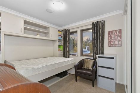 Photo of property in 45 Oakgrove Drive, Rangiora, 7400