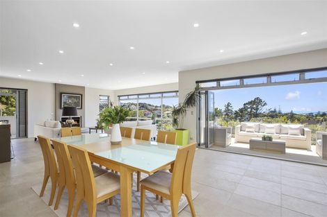 Photo of property in 95b Braemar Road, Castor Bay, Auckland, 0620