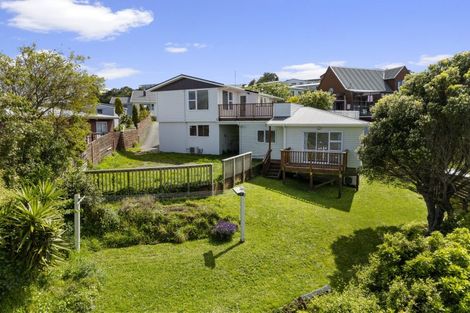 Photo of property in 29 Oakleigh Street, Maungaraki, Lower Hutt, 5010