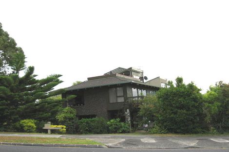 Photo of property in 2/51 Deep Creek Road, Waiake, Auckland, 0630