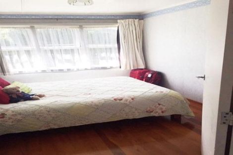 Photo of property in 158 Edmonton Road, Te Atatu South, Auckland, 0610