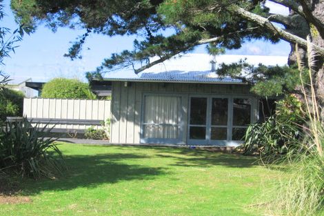 Photo of property in 202 Hauturu Street, Whangamata, 3620