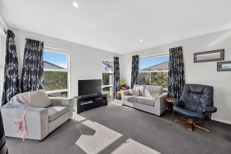 Photo of property in 42 Brockelbank Drive, Kaiapoi, 7630