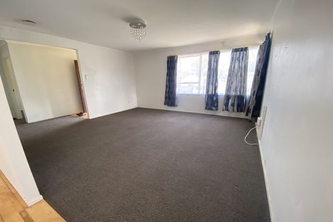 Photo of property in 34 Claverdon Drive, Massey, Auckland, 0614
