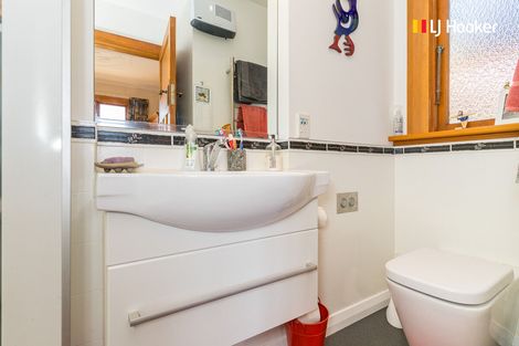 Photo of property in 63 Albert Street, Saint Clair, Dunedin, 9012