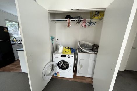 Photo of property in 8 Oreil Avenue, West Harbour, Auckland, 0618