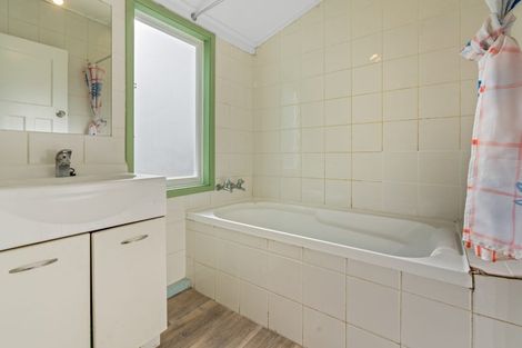 Photo of property in 10 Canongate, Dunedin Central, Dunedin, 9016