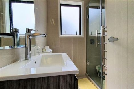 Photo of property in 40 Greenfinch Road, Hobsonville, Auckland, 0616