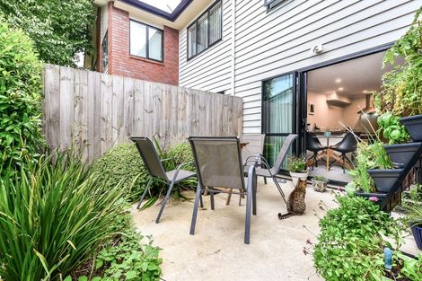 Photo of property in 2/19 Albert Street, Hamilton East, Hamilton, 3216