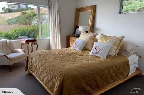 Photo of property in 6 Stoneyridge Close, Mount Pleasant, Christchurch, 8081